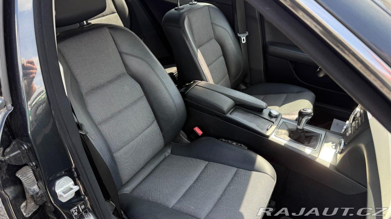 2012 Mercedes-Benz C-CLASS - 15