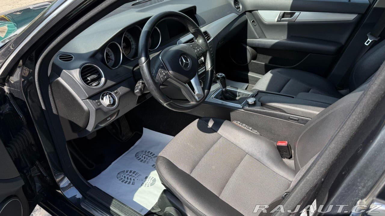 2012 Mercedes-Benz C-CLASS - 8