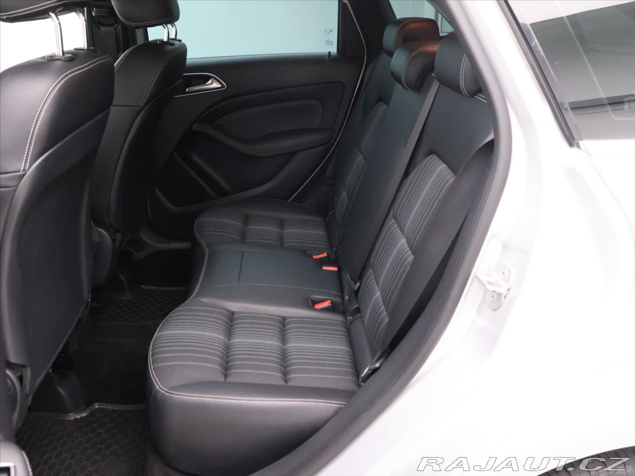 2012 Mercedes-Benz B-CLASS - 13