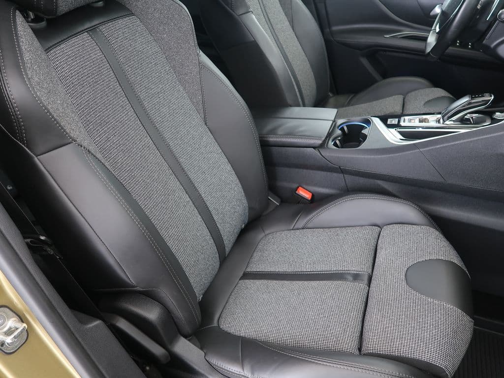 2017 Peugeot 3008 - 14