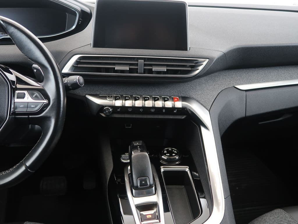 2017 Peugeot 3008 - 17