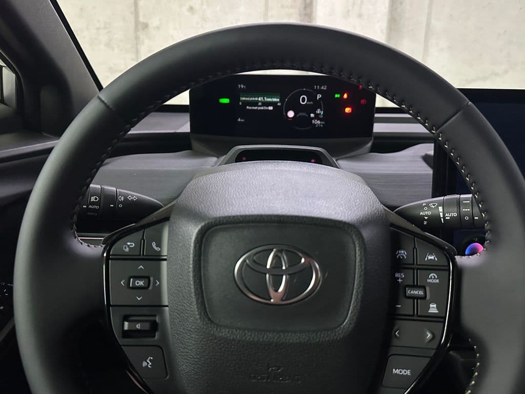 2026 Toyota bZ4X - 14