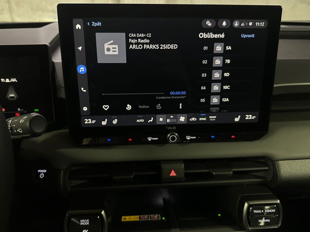 2026 Toyota RAV4 - 15