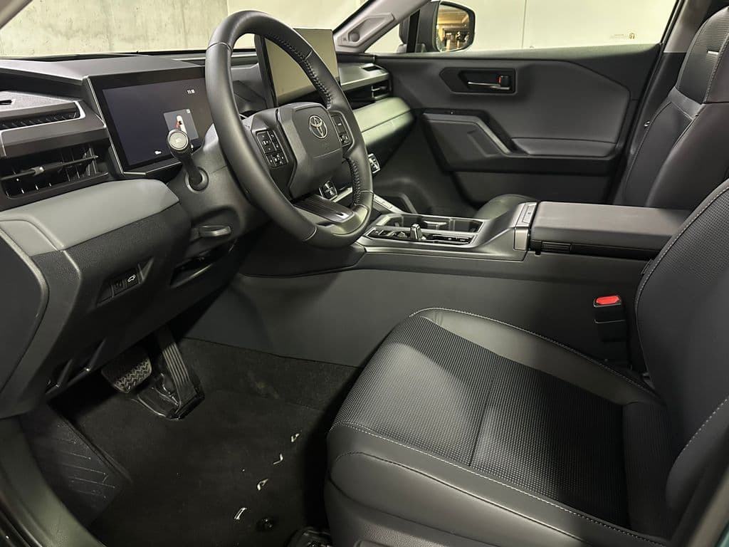 2026 Toyota RAV4 - 9