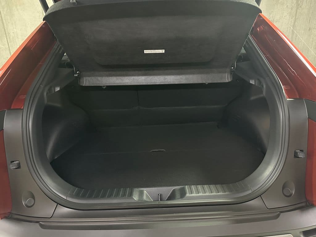 2026 Toyota C-HR - 11