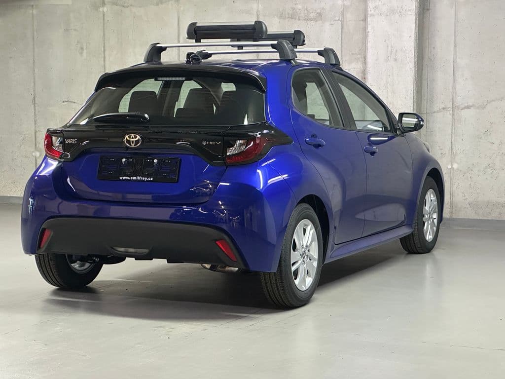 2026 Toyota YARIS - 5