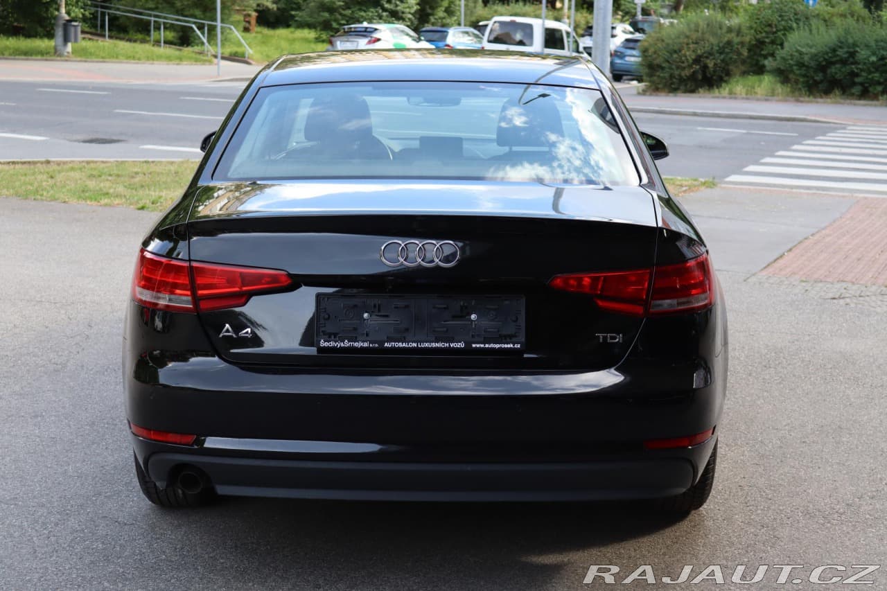 2016 Audi A4 - 11