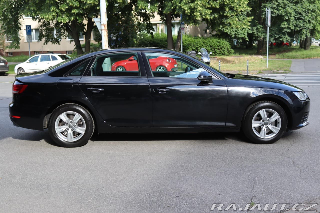 2016 Audi A4 - 9