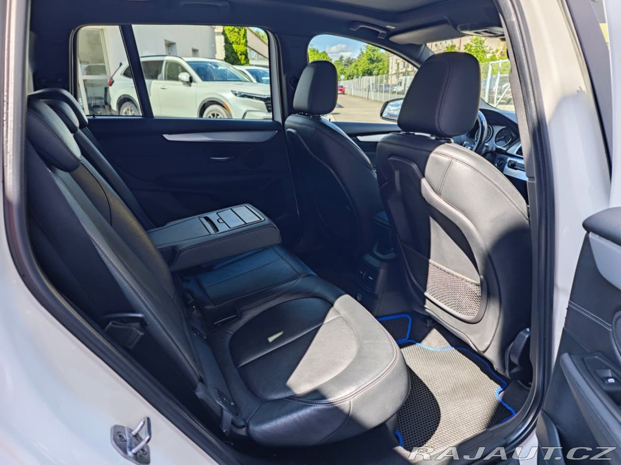 2016 BMW 2-SERIES - 11
