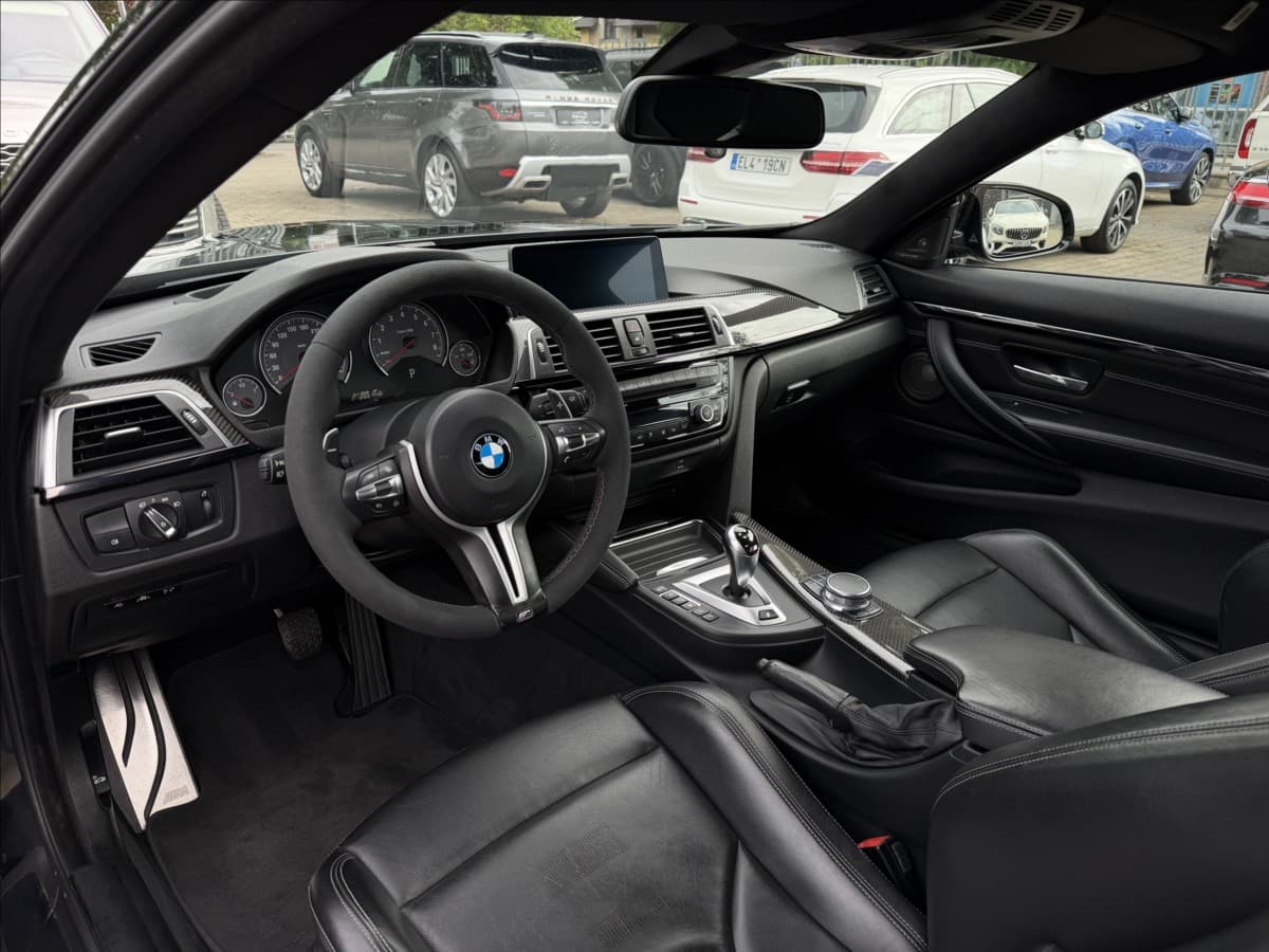 2017 BMW M4 - 11