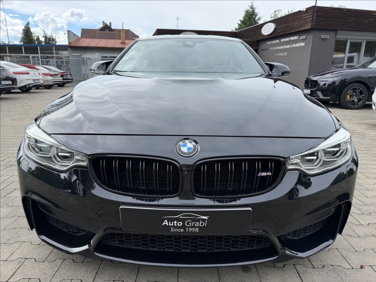 2017 BMW M4 - 2