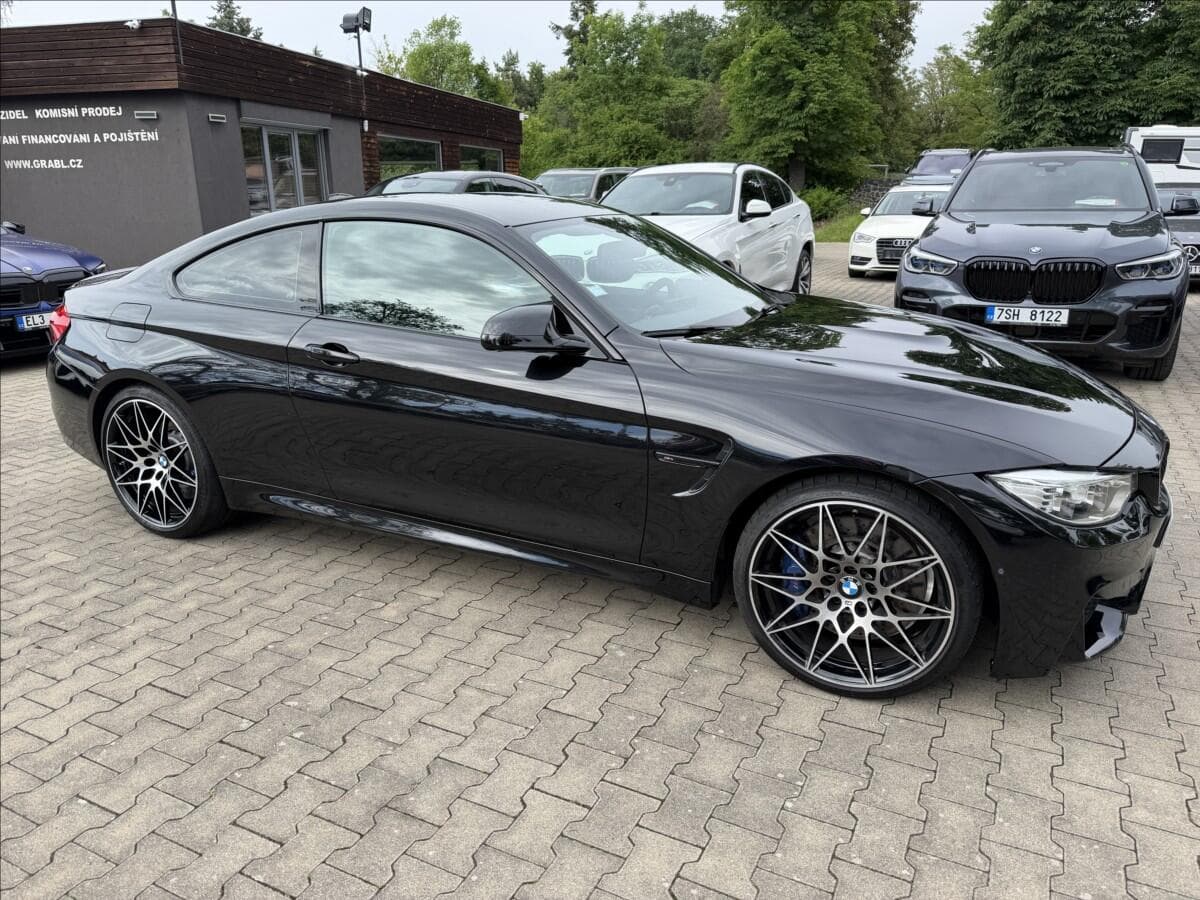 2017 BMW M4 - 4