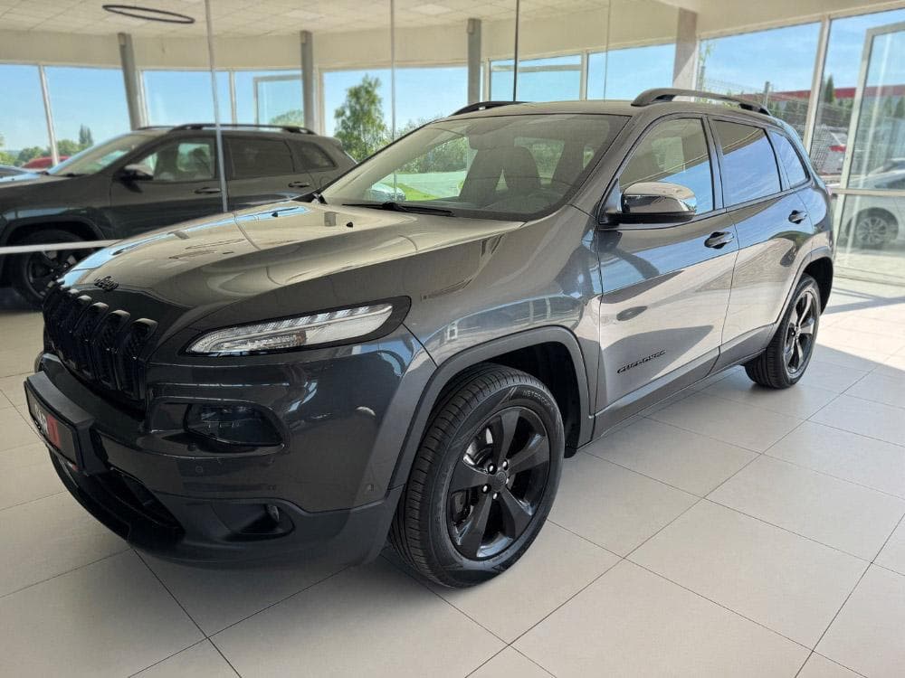 2017 Jeep CHEROKEE - 2