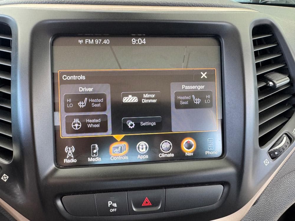 2017 Jeep CHEROKEE - 20