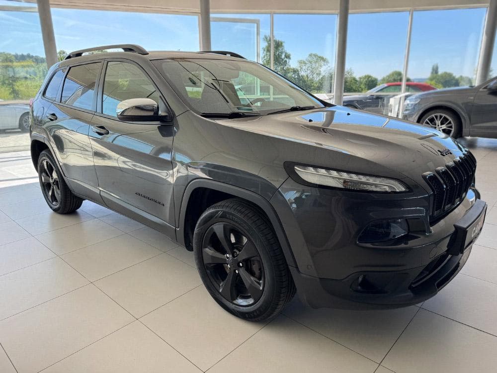 2017 Jeep CHEROKEE - 4
