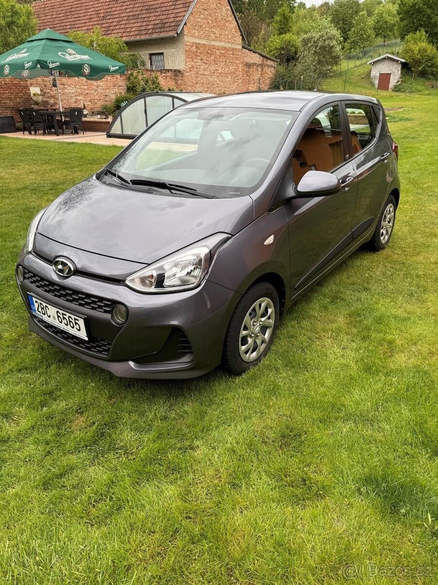 Hyundai i10 - 12