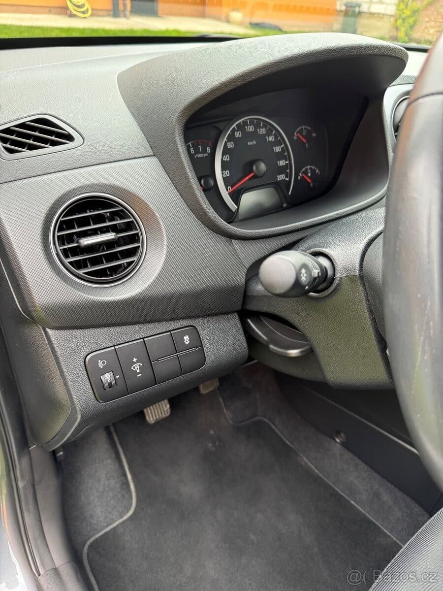 Hyundai i10 - 18