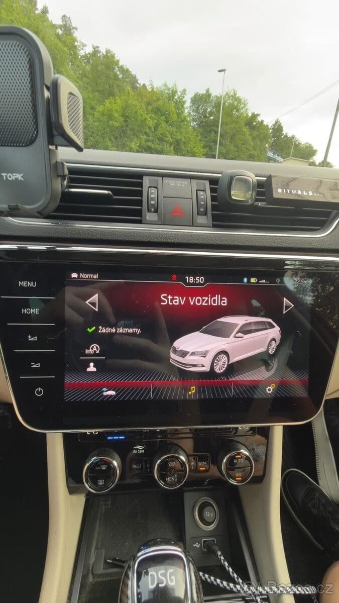 2019 Škoda SUPERB - 9