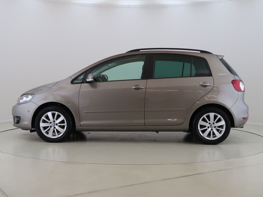 2011 Volkswagen GOLF - 8