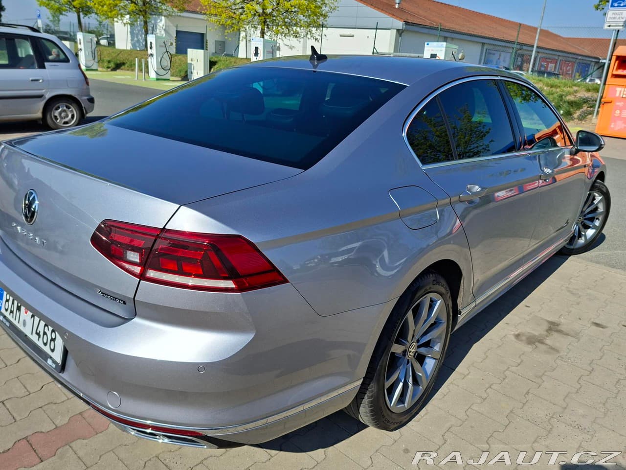 2020 Volkswagen PASSAT - 2