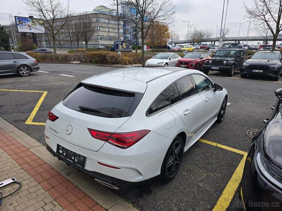 2022 Mercedes-Benz CLA - 11