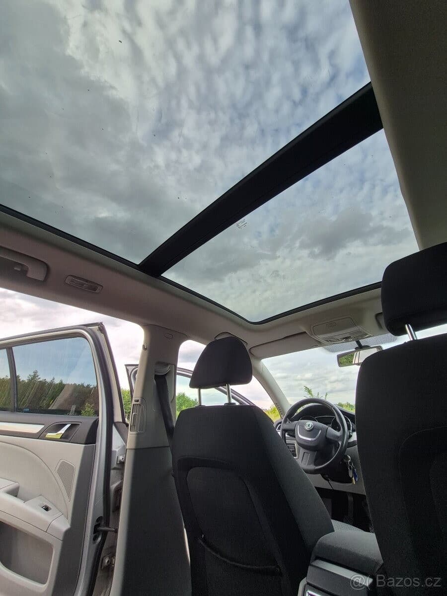 Škoda SUPERB - 11