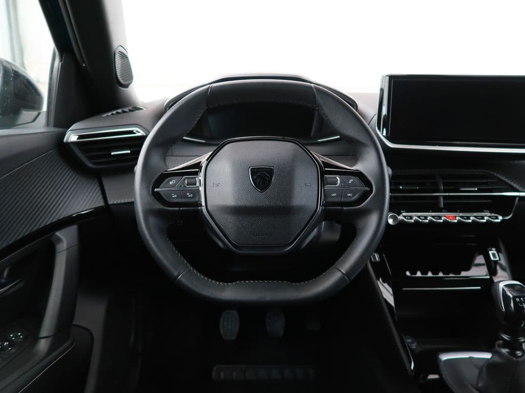 2025 Peugeot 2008 - 20