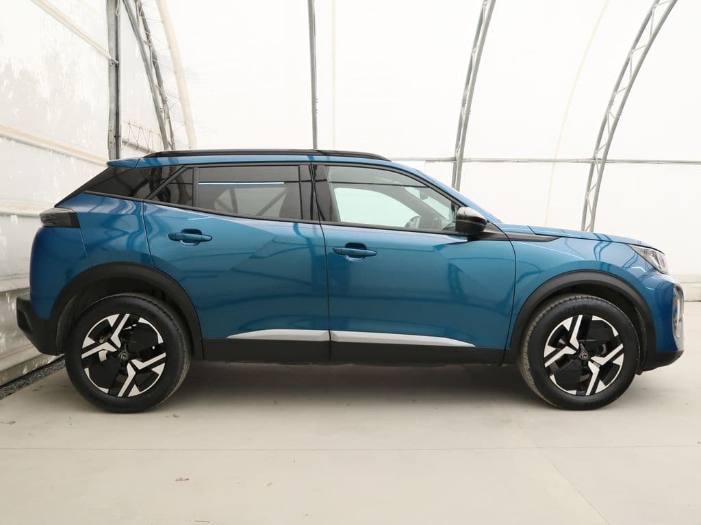 2025 Peugeot 2008 - 5