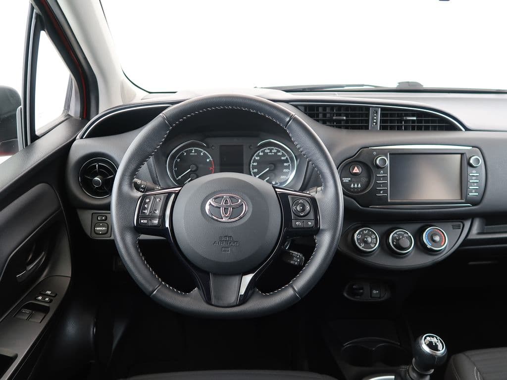 2018 Toyota YARIS - 15