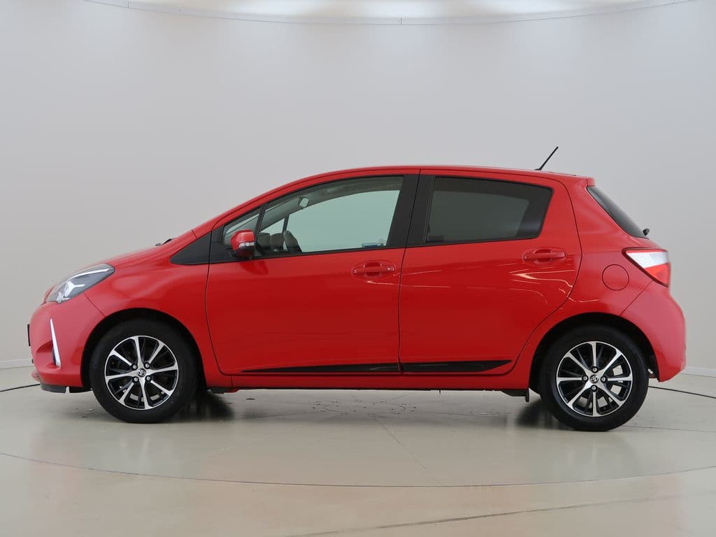 2018 Toyota YARIS - 8