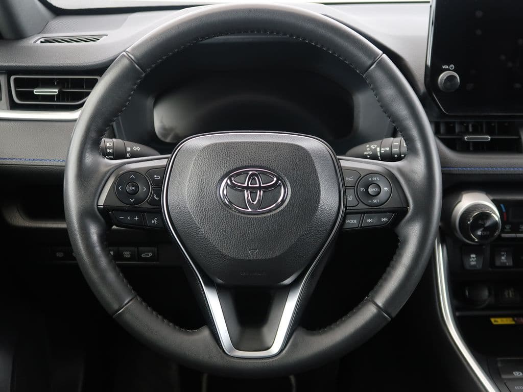 2024 Toyota RAV4 - 17