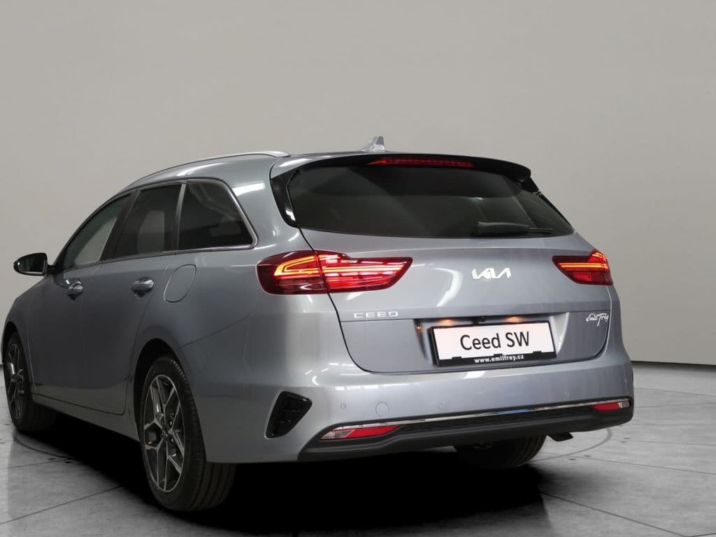 2025 Kia CEE'D - 6