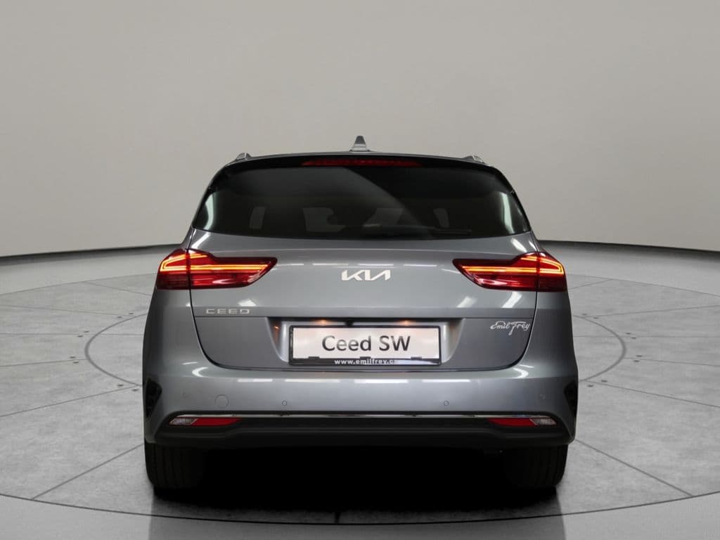 2025 Kia CEE'D - 7