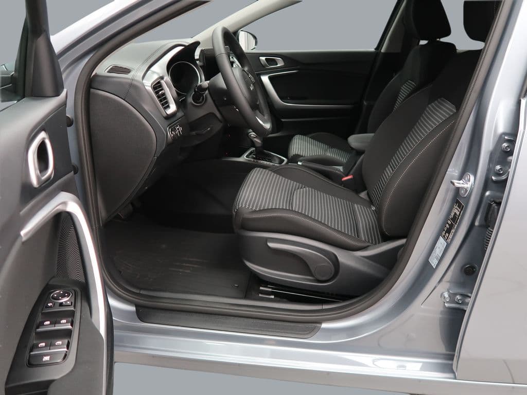 2025 Kia CEE'D - 9