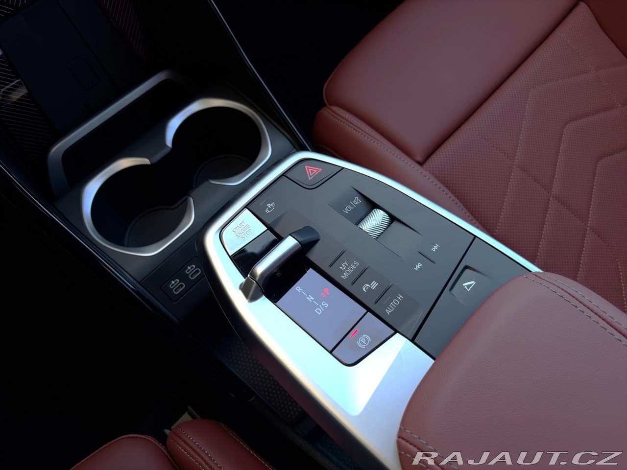 2025 BMW X1 - 11