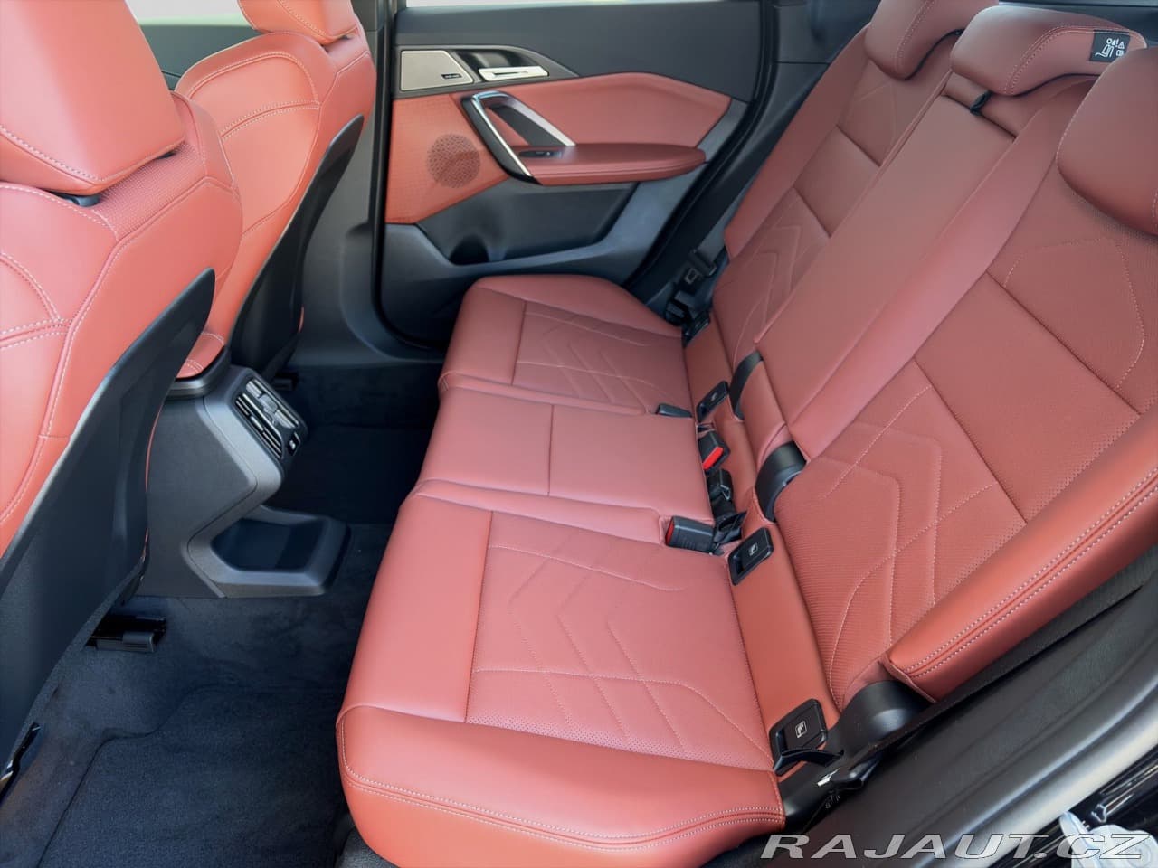 2025 BMW X1 - 14