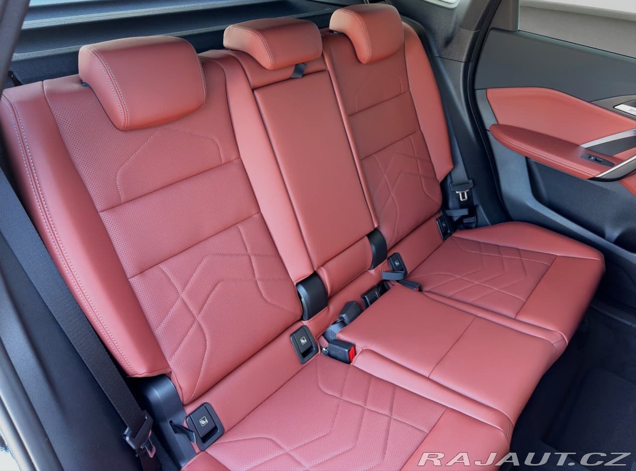 2025 BMW X1 - 18