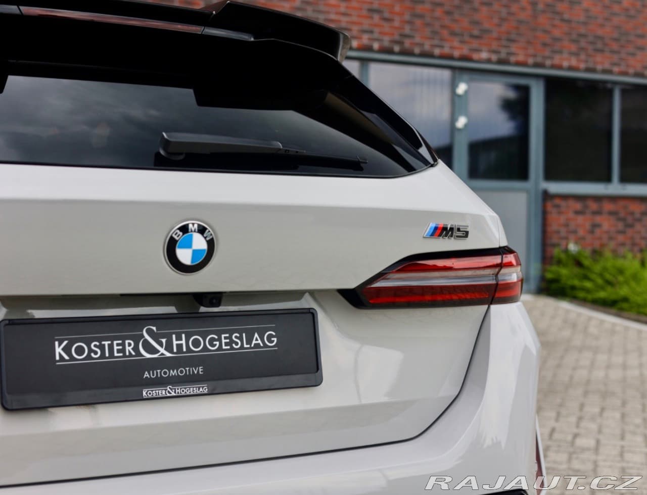 2025 BMW M5 - 8