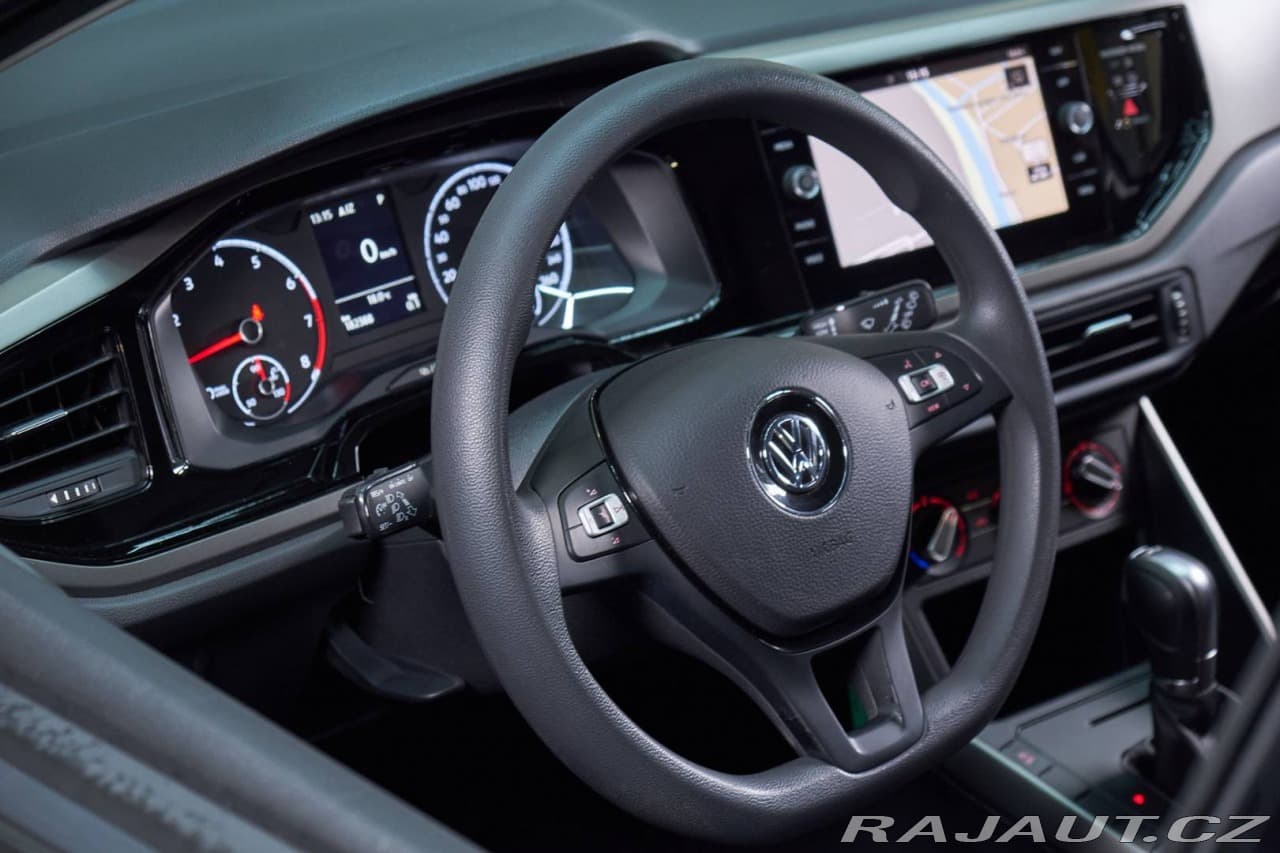 2019 Volkswagen POLO - 10
