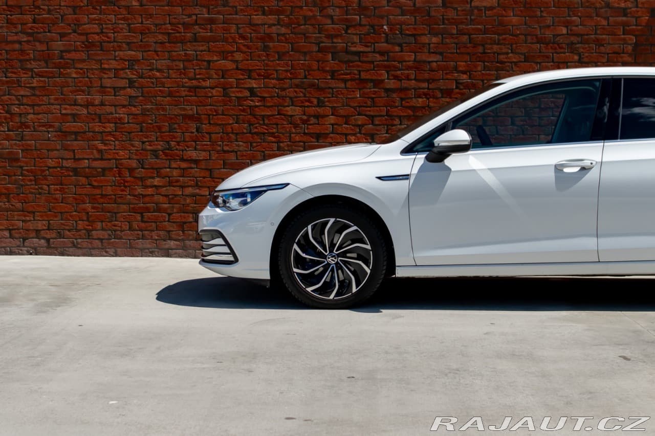 2024 Volkswagen GOLF - 11