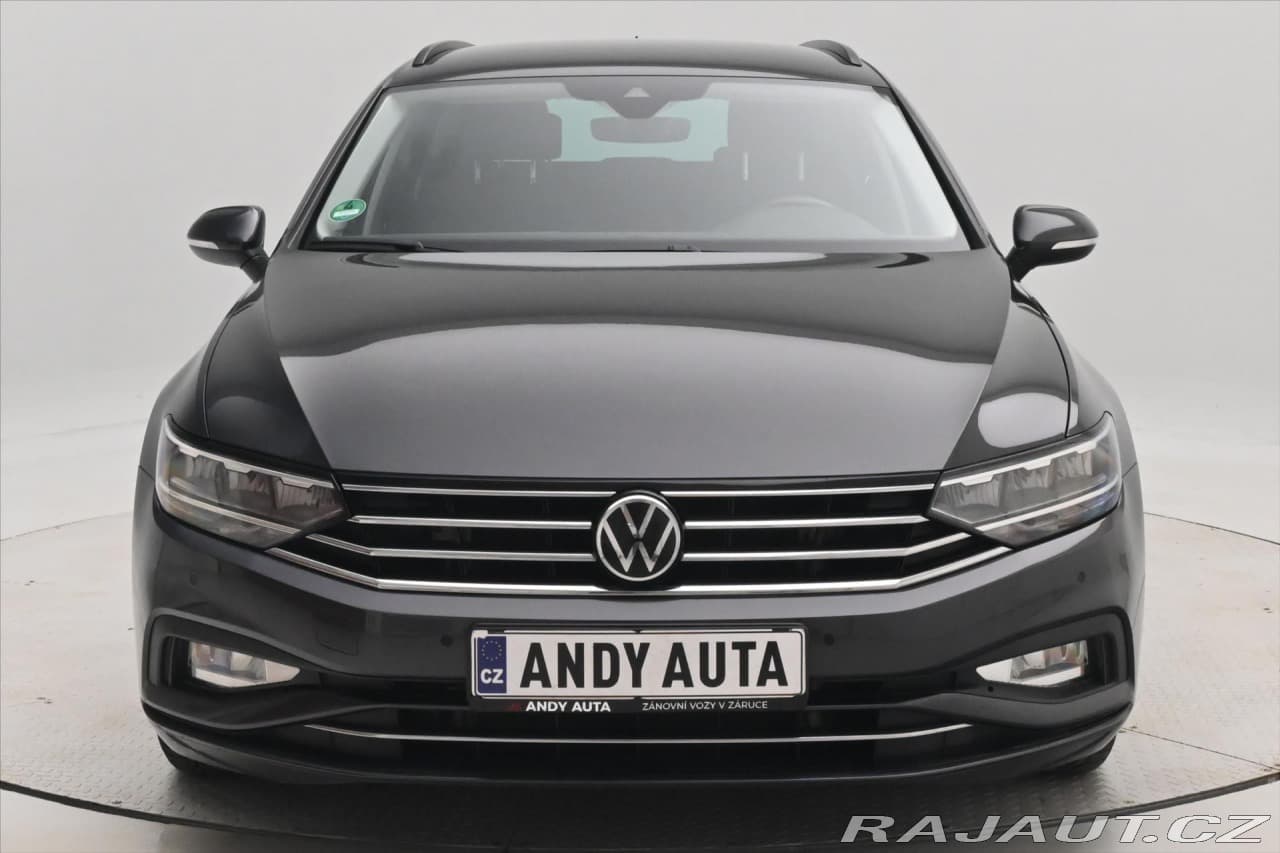 2023 Volkswagen PASSAT - 2