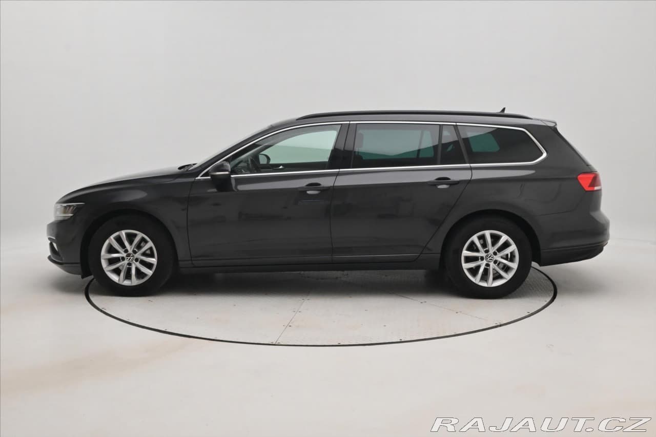 2023 Volkswagen PASSAT - 8
