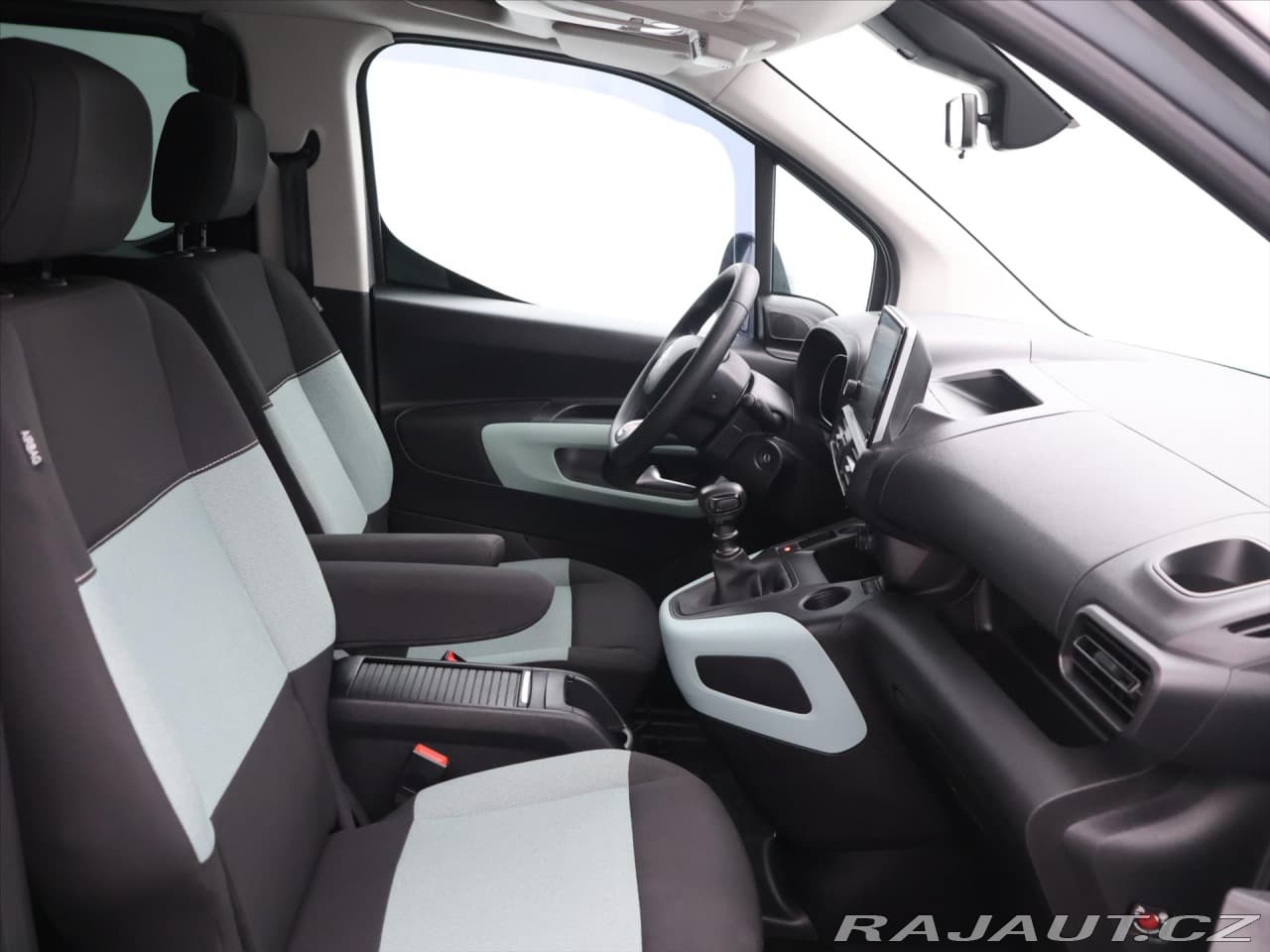 2021 Citroen BERLINGO - 12
