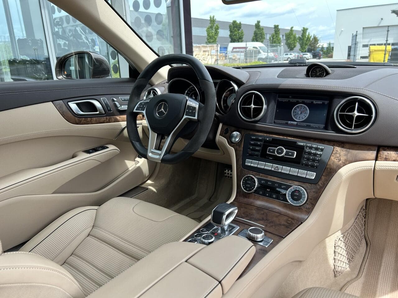 2013 Mercedes-Benz SL - 18