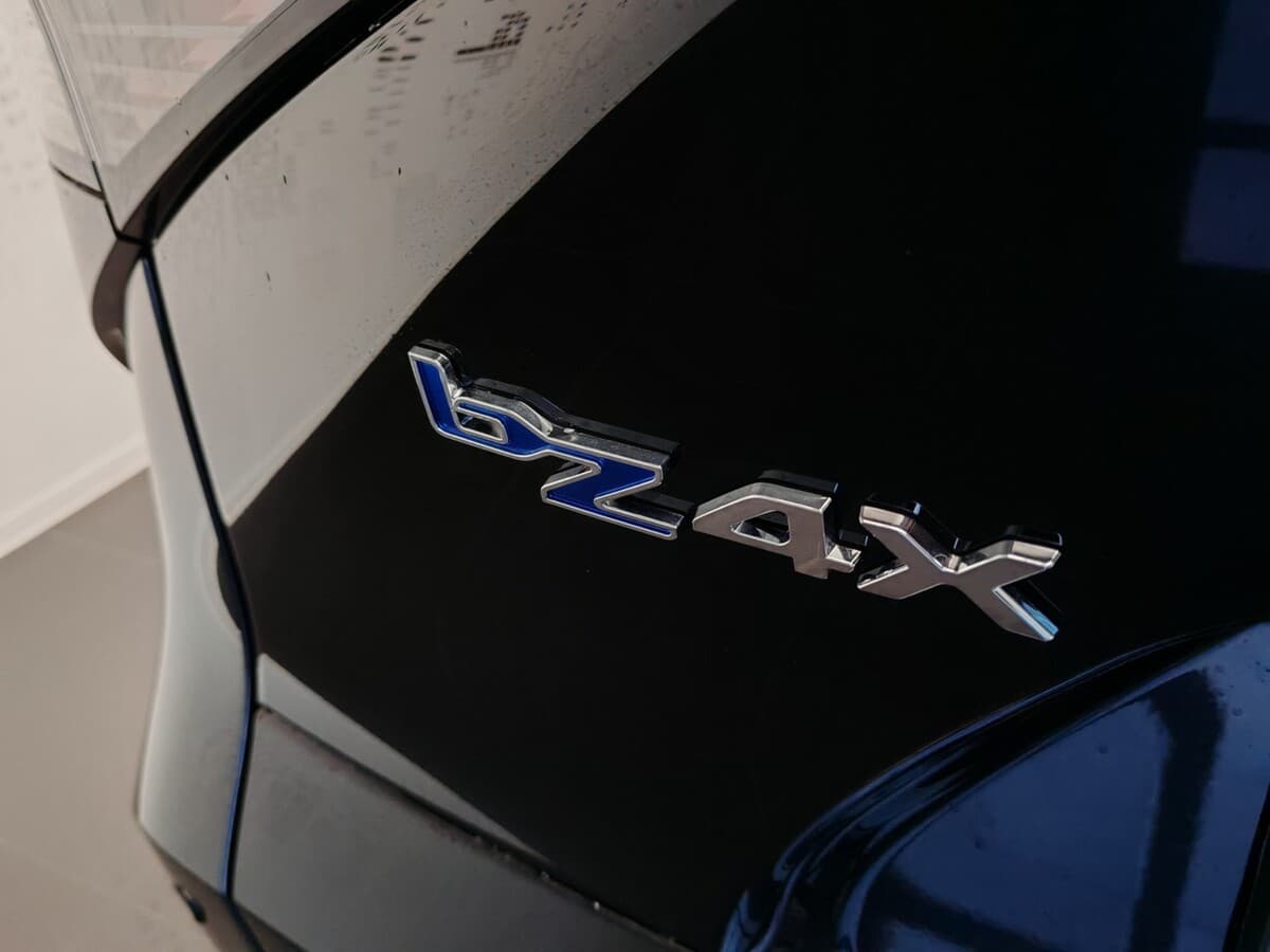 2025 Toyota bZ4X - 9