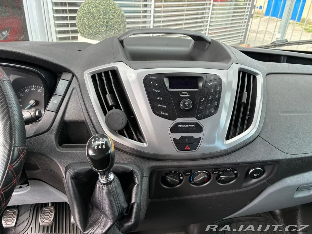 2015 Ford TRANSIT - 14