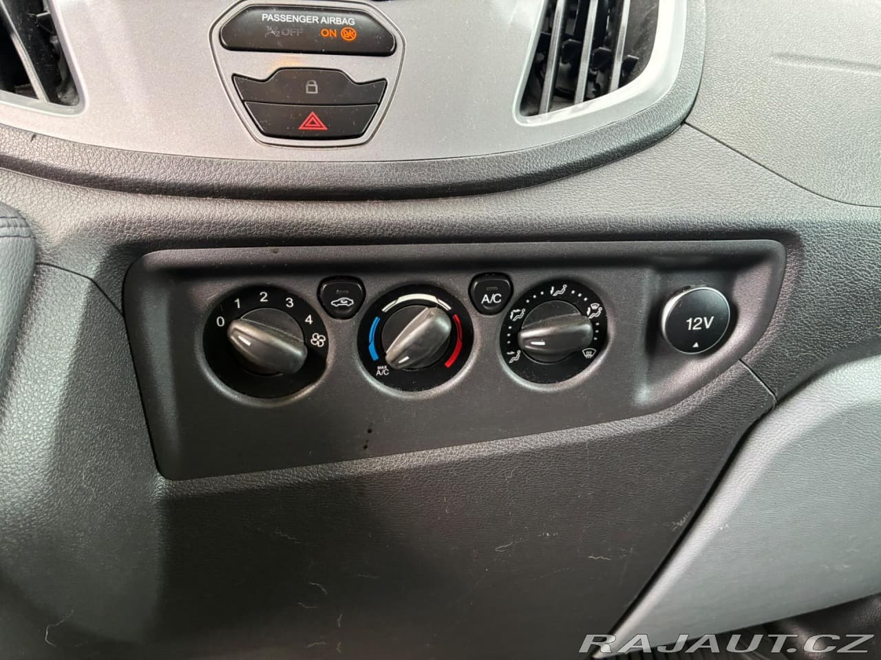 2015 Ford TRANSIT - 9