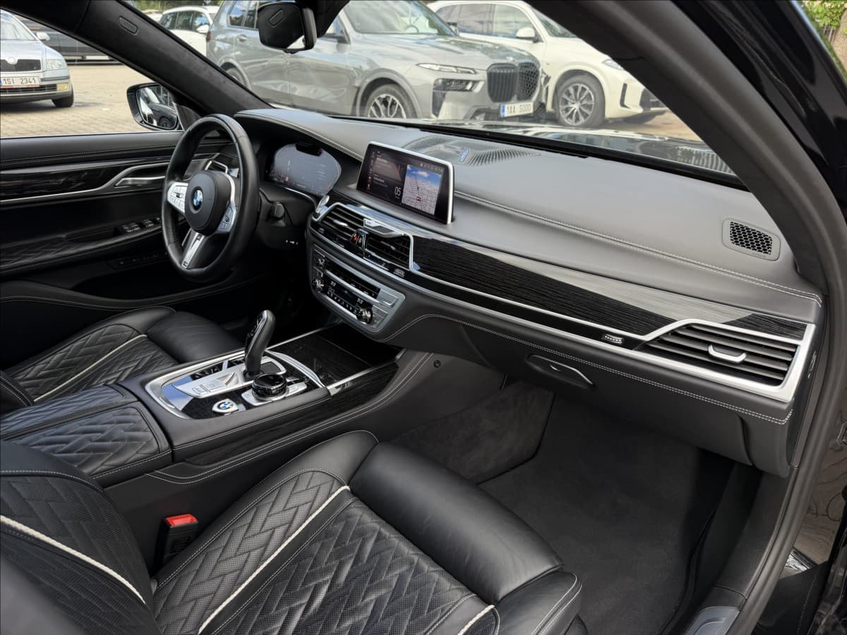 2019 BMW 7-SERIES - 10