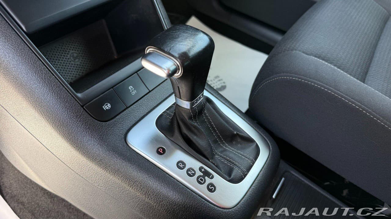 2010 Volkswagen GOLF - 15