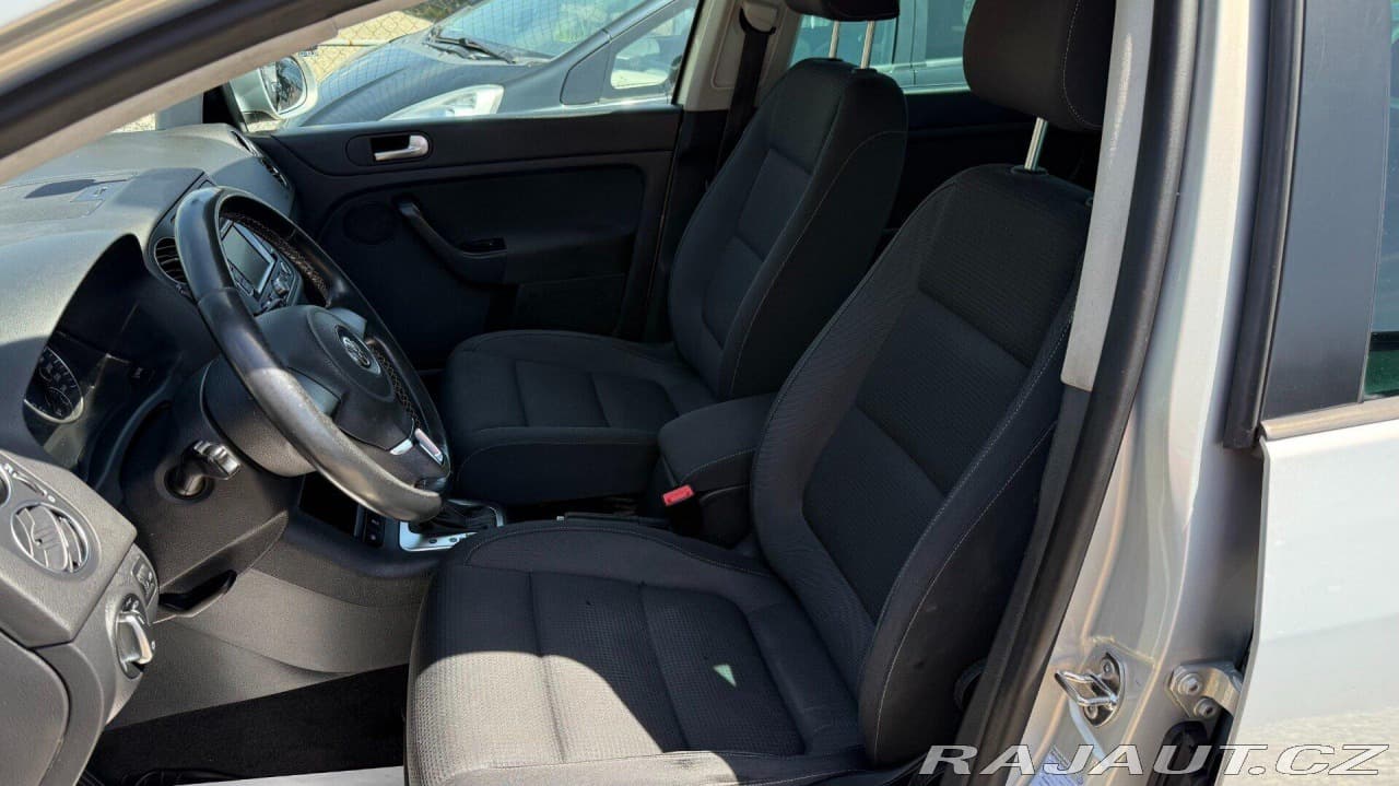2010 Volkswagen GOLF - 9